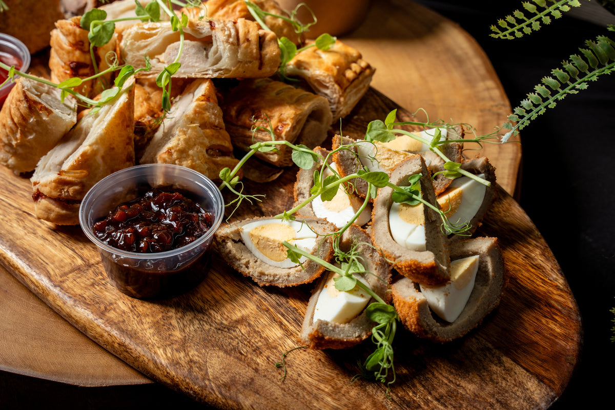 Ploughmans Savoury Box
