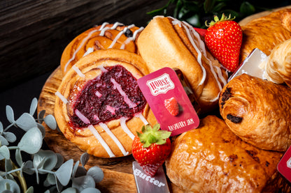 Breakfast Patisserie Box